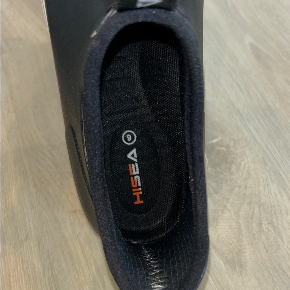 HISEA Black Slip-On Rain Fishing Boots - Picture 2 of 5